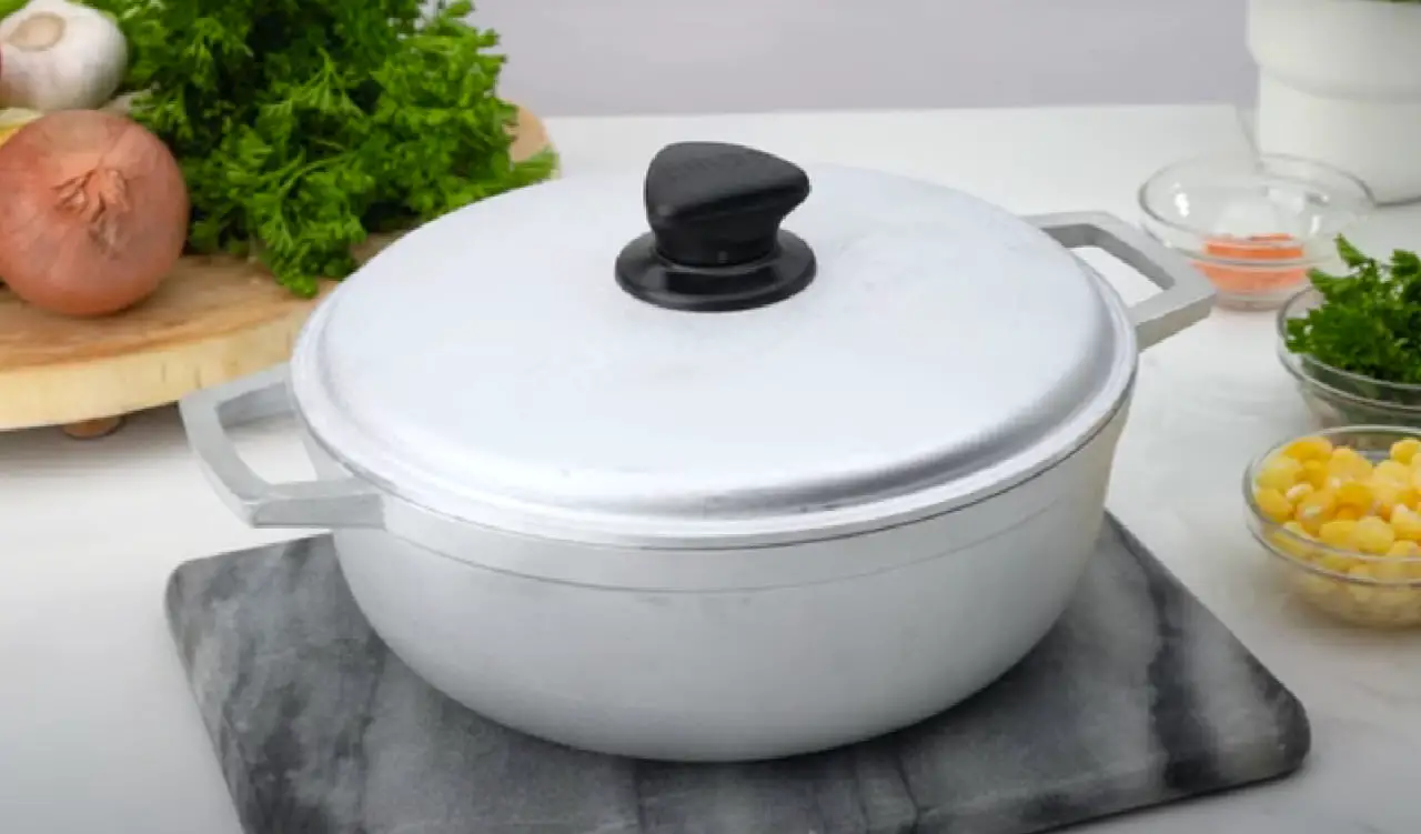 What Size Caldero Do I Need? Detailed Guide